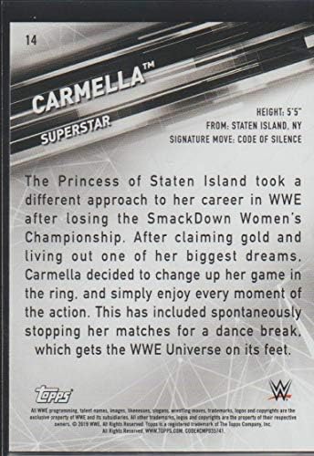 2019 Topps WWE Smackdown Élő Birkózás 14 Carmella Hivatalos World Wrestling Entertainment Trading Card